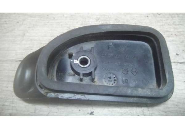 Ручка обмежувача задньої правої розпашної дверки Renault Kangoo, 7700308901